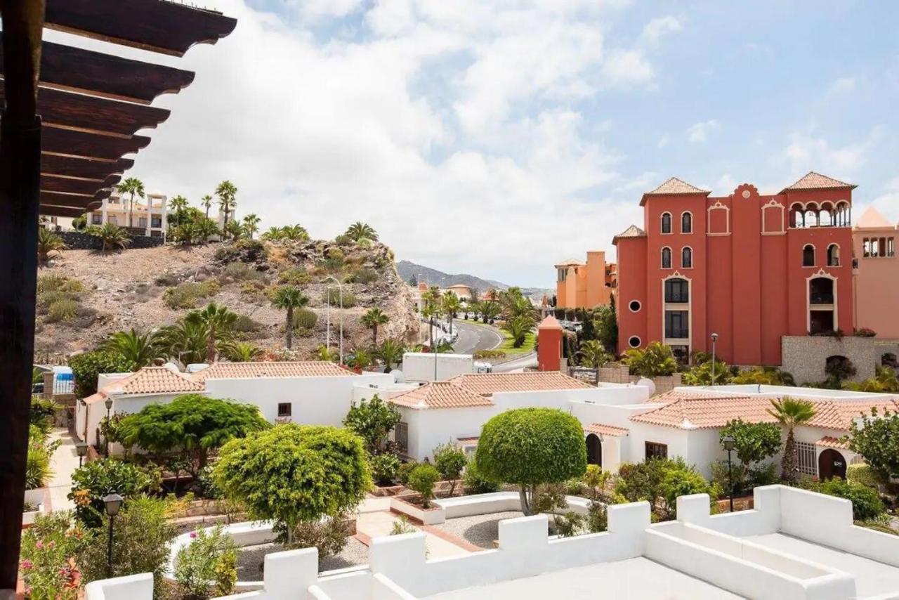 1 Bedroom Apartment For 4 People In Tenerife Costa Adeje  Esterno foto